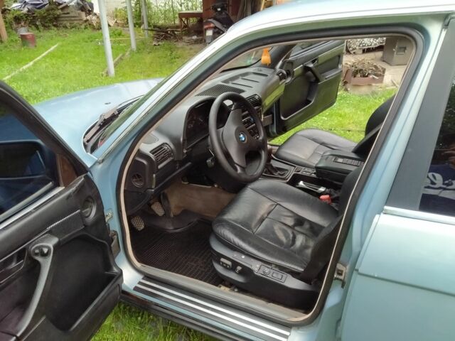 Синій БМВ 7 Серія, об'ємом двигуна 3 л та пробігом 345 тис. км за 2750 $, фото 6 на Automoto.ua