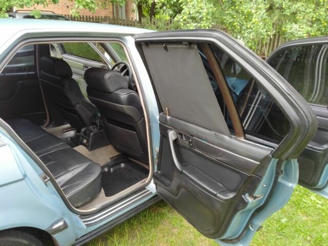 Синій БМВ 7 Серія, об'ємом двигуна 3 л та пробігом 345 тис. км за 2750 $, фото 7 на Automoto.ua