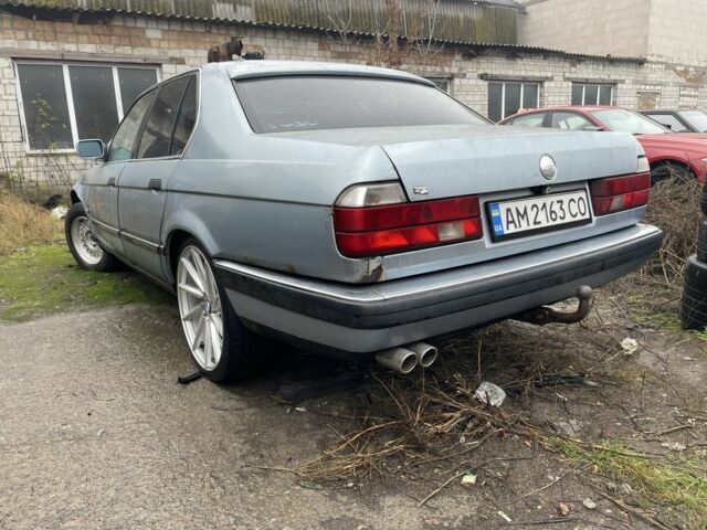 Синій БМВ 7 Серія, об'ємом двигуна 3 л та пробігом 320 тис. км за 500 $, фото 1 на Automoto.ua