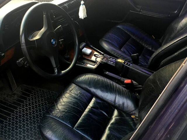 Синий БМВ 7 Серия, объемом двигателя 5.4 л и пробегом 200 тыс. км за 4000 $, фото 7 на Automoto.ua