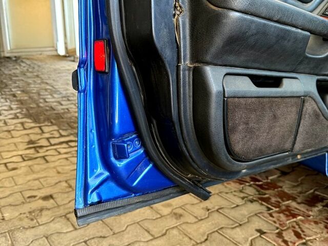 Синий БМВ 7 Серия, объемом двигателя 3 л и пробегом 258 тыс. км за 2300 $, фото 11 на Automoto.ua