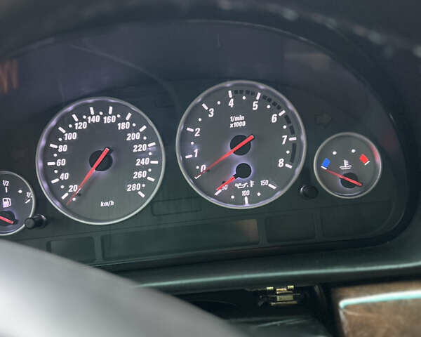 Синий БМВ 7 Серия, объемом двигателя 4 л и пробегом 360 тыс. км за 4000 $, фото 6 на Automoto.ua