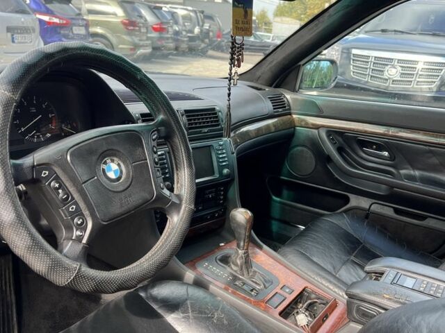 Синий БМВ 7 Серия, объемом двигателя 3 л и пробегом 100 тыс. км за 3500 $, фото 5 на Automoto.ua