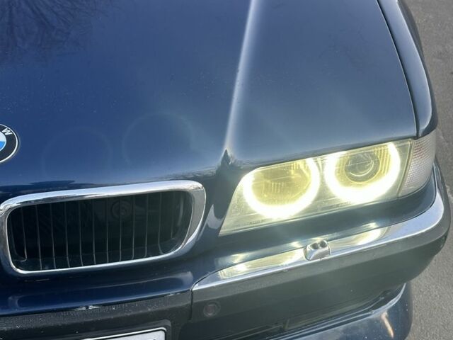 Синий БМВ 7 Серия, объемом двигателя 4.4 л и пробегом 400 тыс. км за 5500 $, фото 3 на Automoto.ua