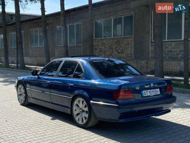 Синий БМВ 7 Серия, объемом двигателя 4.4 л и пробегом 400 тыс. км за 3999 $, фото 4 на Automoto.ua