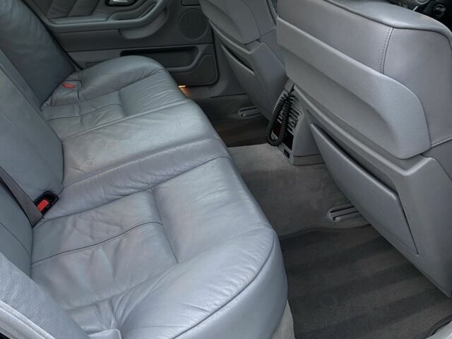 Синий БМВ 7 Серия, объемом двигателя 3.5 л и пробегом 230 тыс. км за 9000 $, фото 15 на Automoto.ua