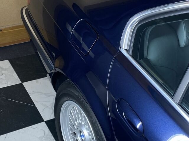 Синий БМВ 7 Серия, объемом двигателя 3.5 л и пробегом 230 тыс. км за 9000 $, фото 10 на Automoto.ua