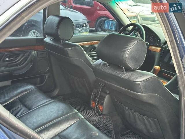 Синій БМВ 7 Серія, об'ємом двигуна 4.4 л та пробігом 400 тис. км за 3999 $, фото 5 на Automoto.ua