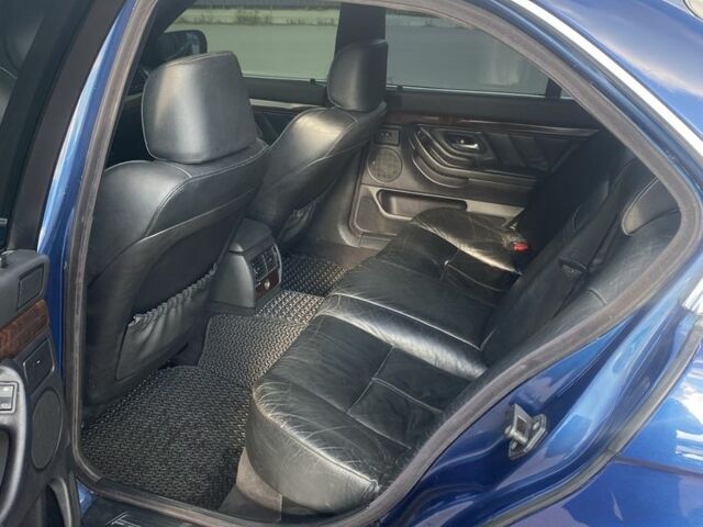 Синий БМВ 7 Серия, объемом двигателя 2.9 л и пробегом 355 тыс. км за 8999 $, фото 7 на Automoto.ua