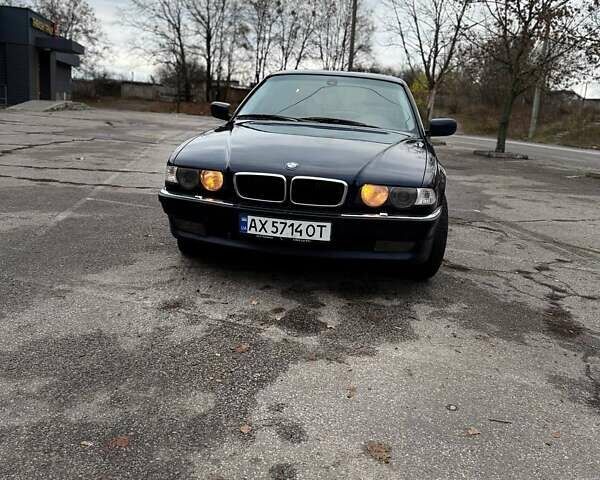 Синий БМВ 7 Серия, объемом двигателя 4.4 л и пробегом 470 тыс. км за 4600 $, фото 4 на Automoto.ua