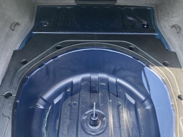 Синий БМВ 7 Серия, объемом двигателя 3.5 л и пробегом 230 тыс. км за 9000 $, фото 19 на Automoto.ua