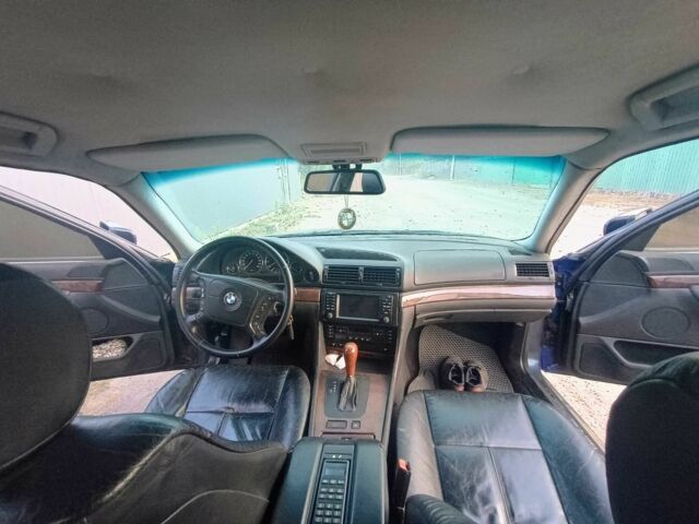 Синий БМВ 7 Серия, объемом двигателя 3 л и пробегом 350 тыс. км за 7600 $, фото 14 на Automoto.ua