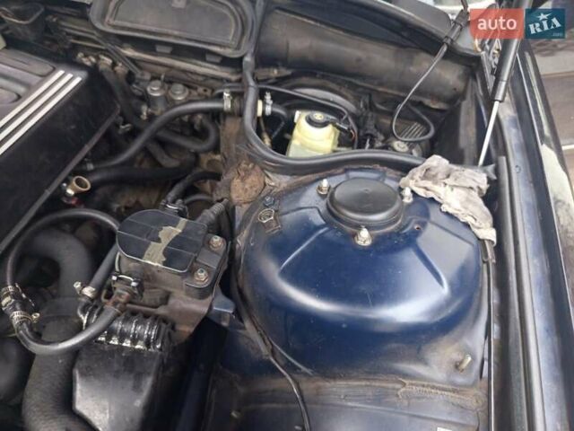 Синій БМВ 7 Серія, об'ємом двигуна 3 л та пробігом 563 тис. км за 8000 $, фото 11 на Automoto.ua