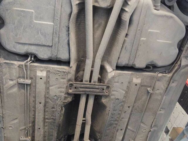 Синий БМВ 7 Серия, объемом двигателя 3 л и пробегом 350 тыс. км за 7600 $, фото 3 на Automoto.ua