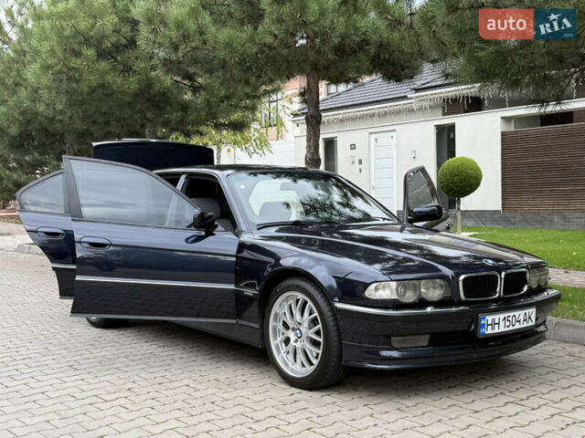 Синій БМВ 7 Серія, об'ємом двигуна 3.5 л та пробігом 340 тис. км за 5700 $, фото 54 на Automoto.ua