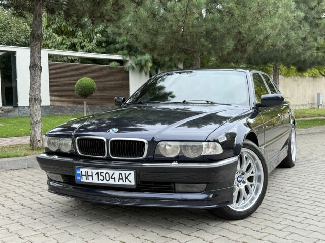 Синий БМВ 7 Серия, объемом двигателя 3.5 л и пробегом 340 тыс. км за 5700 $, фото 5 на Automoto.ua