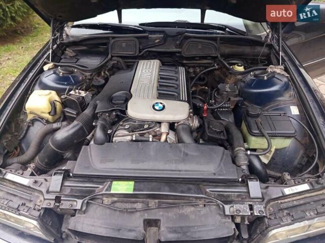 Синій БМВ 7 Серія, об'ємом двигуна 3 л та пробігом 563 тис. км за 8000 $, фото 12 на Automoto.ua