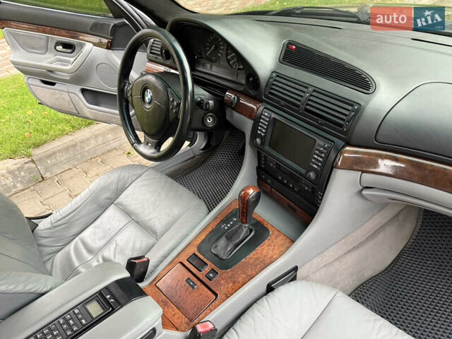 Синій БМВ 7 Серія, об'ємом двигуна 3.5 л та пробігом 340 тис. км за 5700 $, фото 71 на Automoto.ua