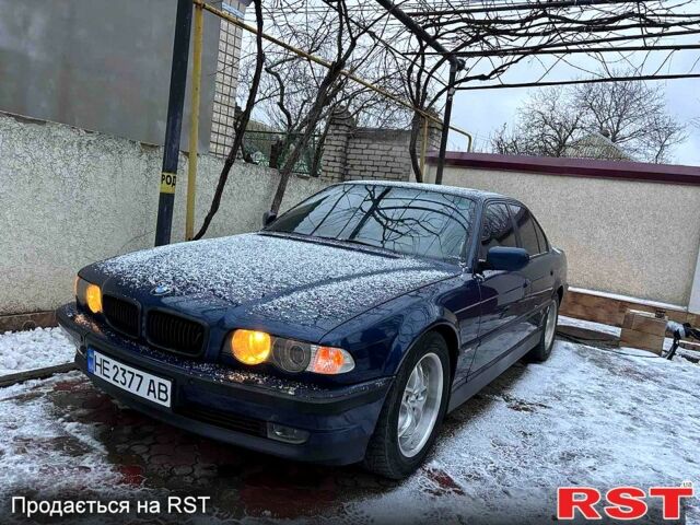 Синій БМВ 7 Серія, об'ємом двигуна 2.9 л та пробігом 0 тис. км за 5800 $, фото 3 на Automoto.ua