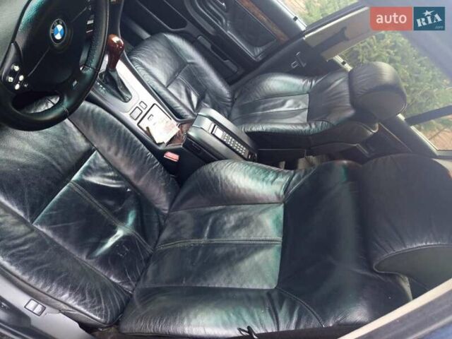 Синій БМВ 7 Серія, об'ємом двигуна 3 л та пробігом 563 тис. км за 8000 $, фото 13 на Automoto.ua