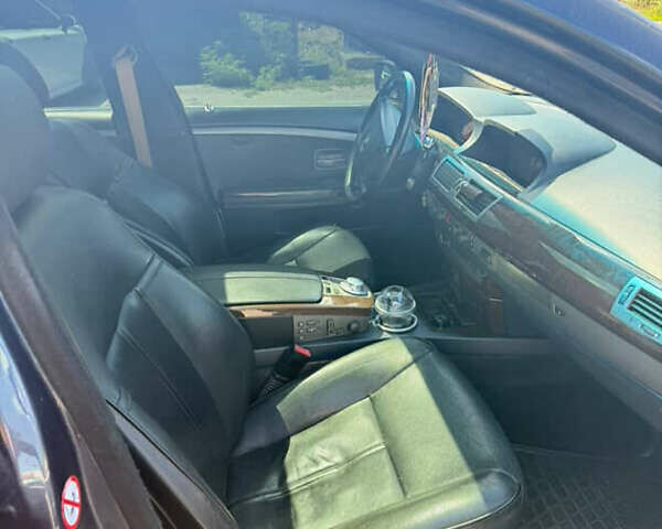 Синій БМВ 7 Серія, об'ємом двигуна 4.4 л та пробігом 333 тис. км за 3700 $, фото 8 на Automoto.ua