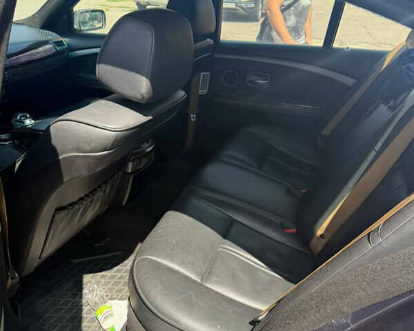 Синій БМВ 7 Серія, об'ємом двигуна 4.4 л та пробігом 333 тис. км за 3700 $, фото 10 на Automoto.ua