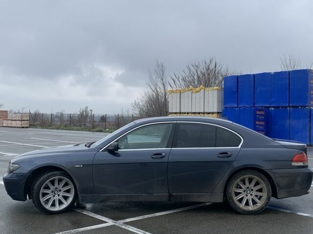 Синій БМВ 7 Серія, об'ємом двигуна 3.6 л та пробігом 400 тис. км за 5500 $, фото 2 на Automoto.ua