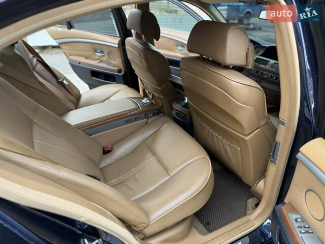 Синий БМВ 7 Серия, объемом двигателя 4.4 л и пробегом 441 тыс. км за 3999 $, фото 19 на Automoto.ua