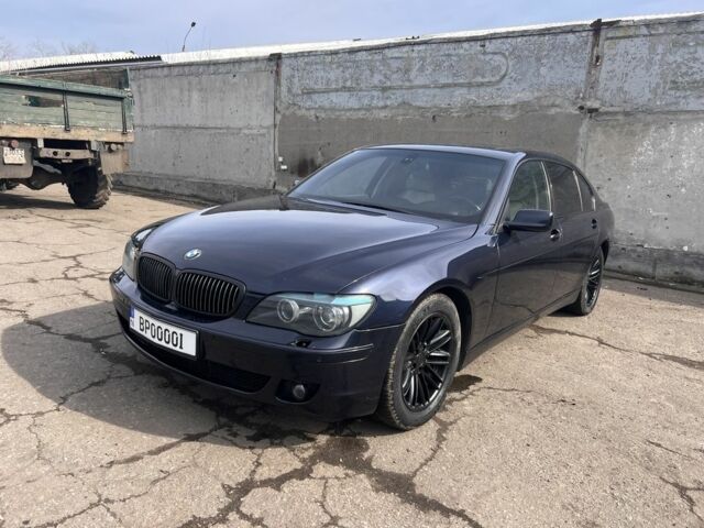 Синий БМВ 7 Серия, объемом двигателя 0 л и пробегом 200 тыс. км за 8300 $, фото 3 на Automoto.ua