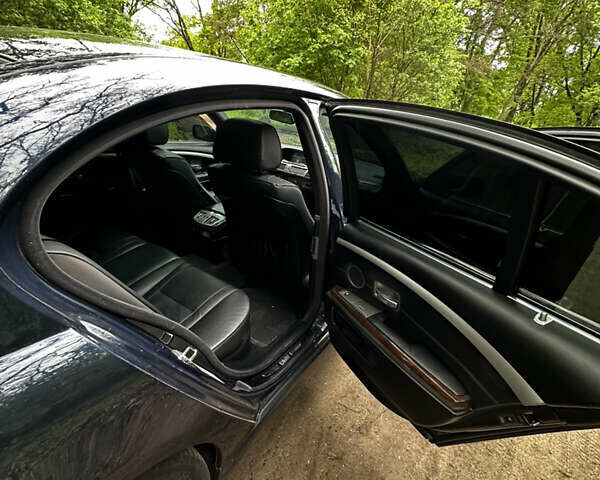 Синий БМВ 7 Серия, объемом двигателя 3 л и пробегом 370 тыс. км за 8600 $, фото 8 на Automoto.ua