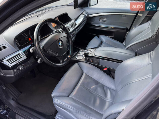 Синий БМВ 7 Серия, объемом двигателя 4.8 л и пробегом 258 тыс. км за 8900 $, фото 17 на Automoto.ua