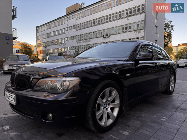 Синий БМВ 7 Серия, объемом двигателя 4.8 л и пробегом 258 тыс. км за 8900 $, фото 3 на Automoto.ua
