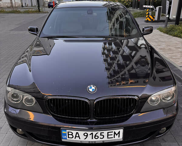 Синий БМВ 7 Серия, объемом двигателя 4.8 л и пробегом 258 тыс. км за 8900 $, фото 1 на Automoto.ua