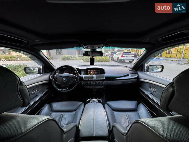 Синий БМВ 7 Серия, объемом двигателя 4.8 л и пробегом 258 тыс. км за 8900 $, фото 11 на Automoto.ua