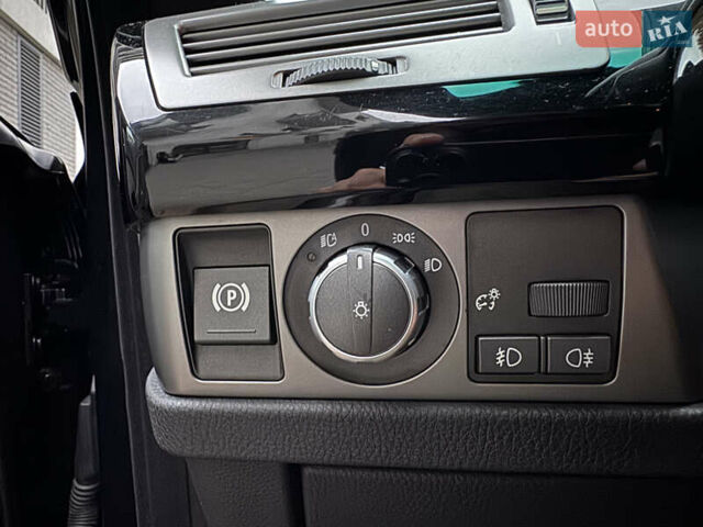 Синий БМВ 7 Серия, объемом двигателя 4.8 л и пробегом 258 тыс. км за 8900 $, фото 14 на Automoto.ua