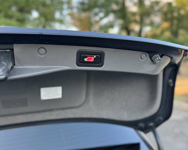 Синий БМВ 7 Серия, объемом двигателя 4.4 л и пробегом 280 тыс. км за 11111 $, фото 17 на Automoto.ua