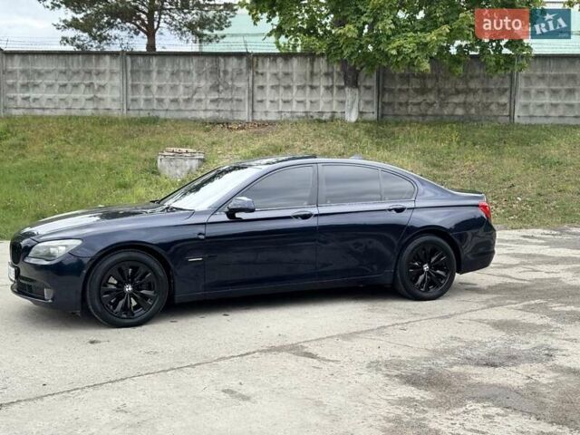 Синій БМВ 7 Серія, об'ємом двигуна 3 л та пробігом 281 тис. км за 7700 $, фото 3 на Automoto.ua