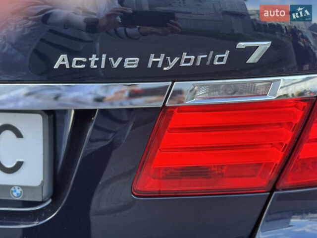 Синий БМВ 7 Серия, объемом двигателя 4.39 л и пробегом 266 тыс. км за 17700 $, фото 22 на Automoto.ua
