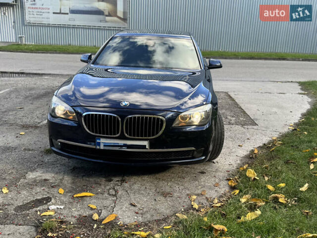 Синий БМВ 7 Серия, объемом двигателя 4.39 л и пробегом 266 тыс. км за 17700 $, фото 9 на Automoto.ua