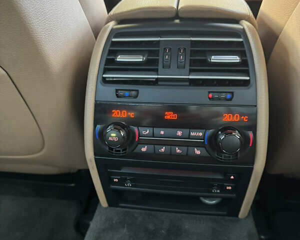 Синий БМВ 7 Серия, объемом двигателя 4.39 л и пробегом 266 тыс. км за 17700 $, фото 3 на Automoto.ua