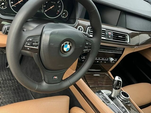 Синій БМВ 7 Серія, об'ємом двигуна 3 л та пробігом 168 тис. км за 14999 $, фото 4 на Automoto.ua