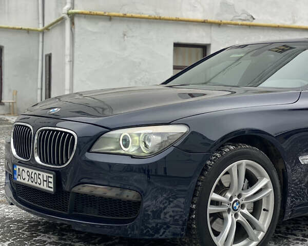 Синій БМВ 7 Серія, об'ємом двигуна 3 л та пробігом 250 тис. км за 13500 $, фото 9 на Automoto.ua