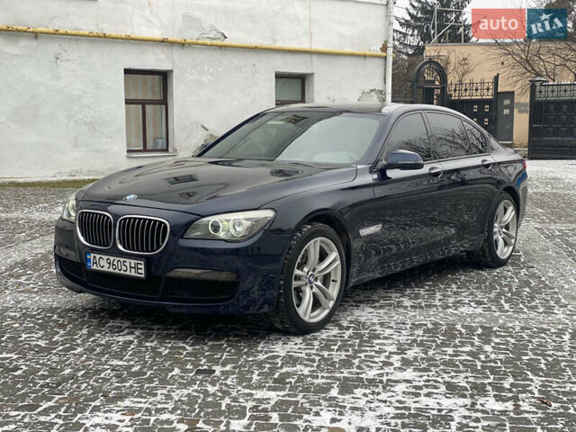 Синій БМВ 7 Серія, об'ємом двигуна 3 л та пробігом 250 тис. км за 13500 $, фото 2 на Automoto.ua