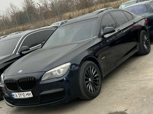 Синій БМВ 7 Серія, об'ємом двигуна 3 л та пробігом 168 тис. км за 14999 $, фото 2 на Automoto.ua