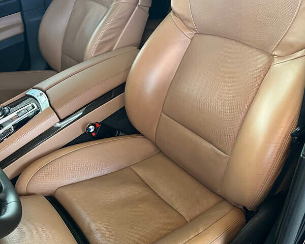 Синий БМВ 7 Серия, объемом двигателя 3 л и пробегом 168 тыс. км за 14999 $, фото 23 на Automoto.ua