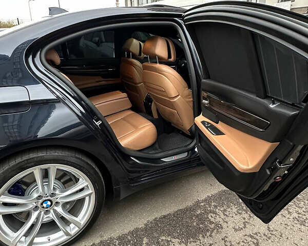 Синий БМВ 7 Серия, объемом двигателя 4.39 л и пробегом 153 тыс. км за 17900 $, фото 10 на Automoto.ua