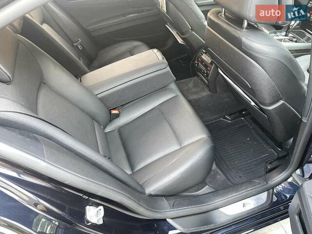 Синий БМВ 7 Серия, объемом двигателя 2.98 л и пробегом 190 тыс. км за 17800 $, фото 15 на Automoto.ua