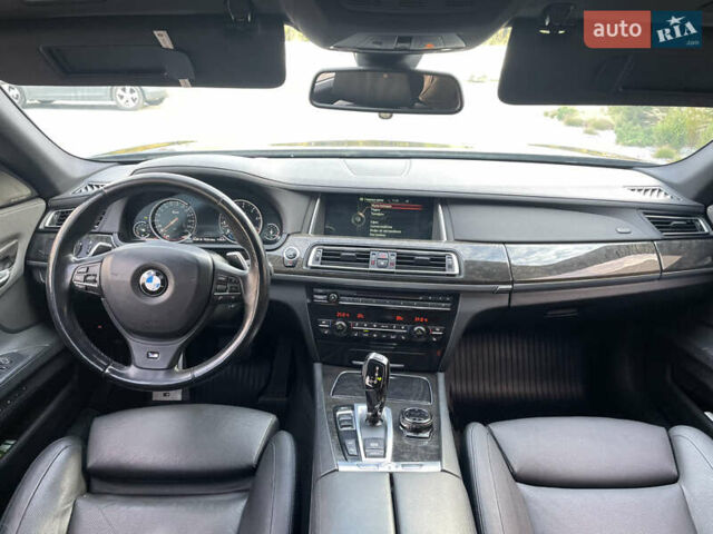Синий БМВ 7 Серия, объемом двигателя 2.98 л и пробегом 190 тыс. км за 17800 $, фото 21 на Automoto.ua