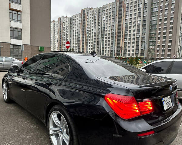 Синий БМВ 7 Серия, объемом двигателя 4.39 л и пробегом 153 тыс. км за 16800 $, фото 10 на Automoto.ua