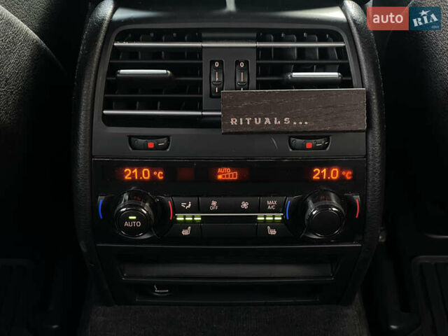 Синий БМВ 7 Серия, объемом двигателя 2.98 л и пробегом 190 тыс. км за 17800 $, фото 23 на Automoto.ua